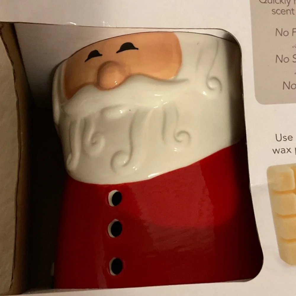 Santa Claus Fragrance Warmer - Red and White - Picture 5 of 7
